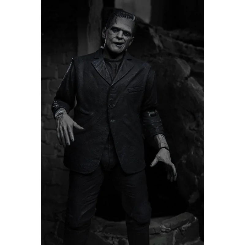 Akční figurka Frankenstein's Monster (Black & White) 18 cm